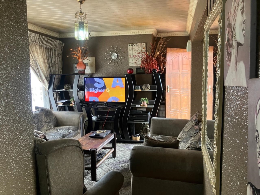 3 Bedroom Property for Sale in Rustenburg Central North West